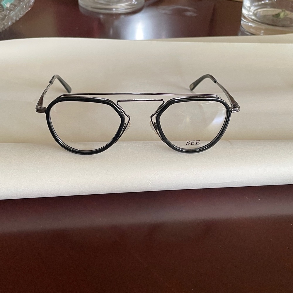 Men’s Black Frame Eyeglasses - Modern Geometric Design - Picture 2 of 7